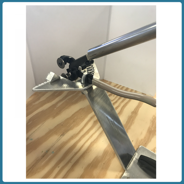 Astral Glass ChopMaster™ with Cane/Rod Gauge Attachment (patent pending)